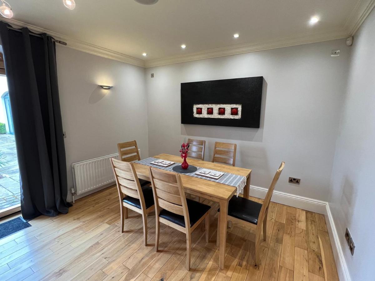 2 Castle Hume Court House Enniskillen
